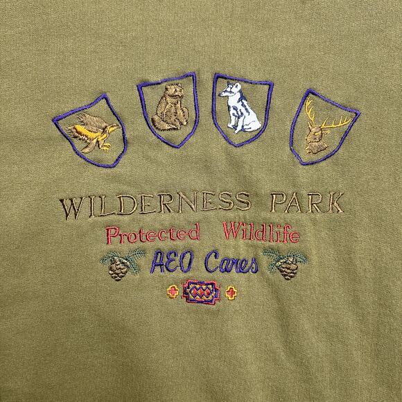 Vintage American Eagle Wilderness Park Protected Wildlife Embroidered Sweater - Picture 2 of 6